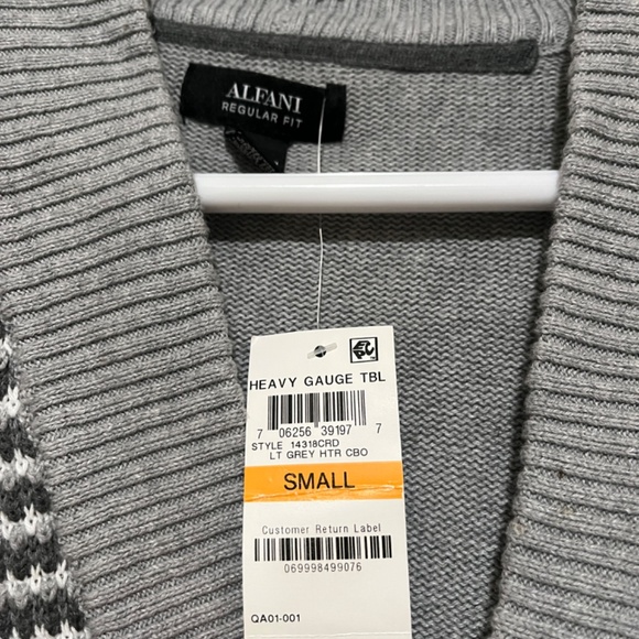 NWT Men Alfani Button Up Knitting Cardigan size S - Picture 2 of 3